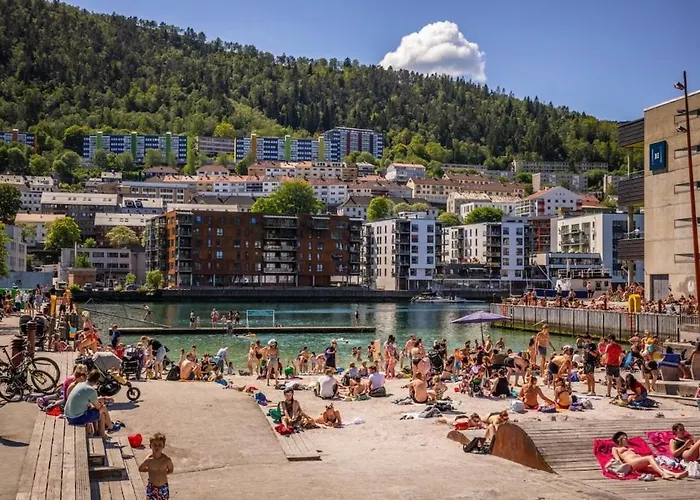 2 Story Modern Bergen